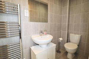 EN-SUITE- click for photo gallery
